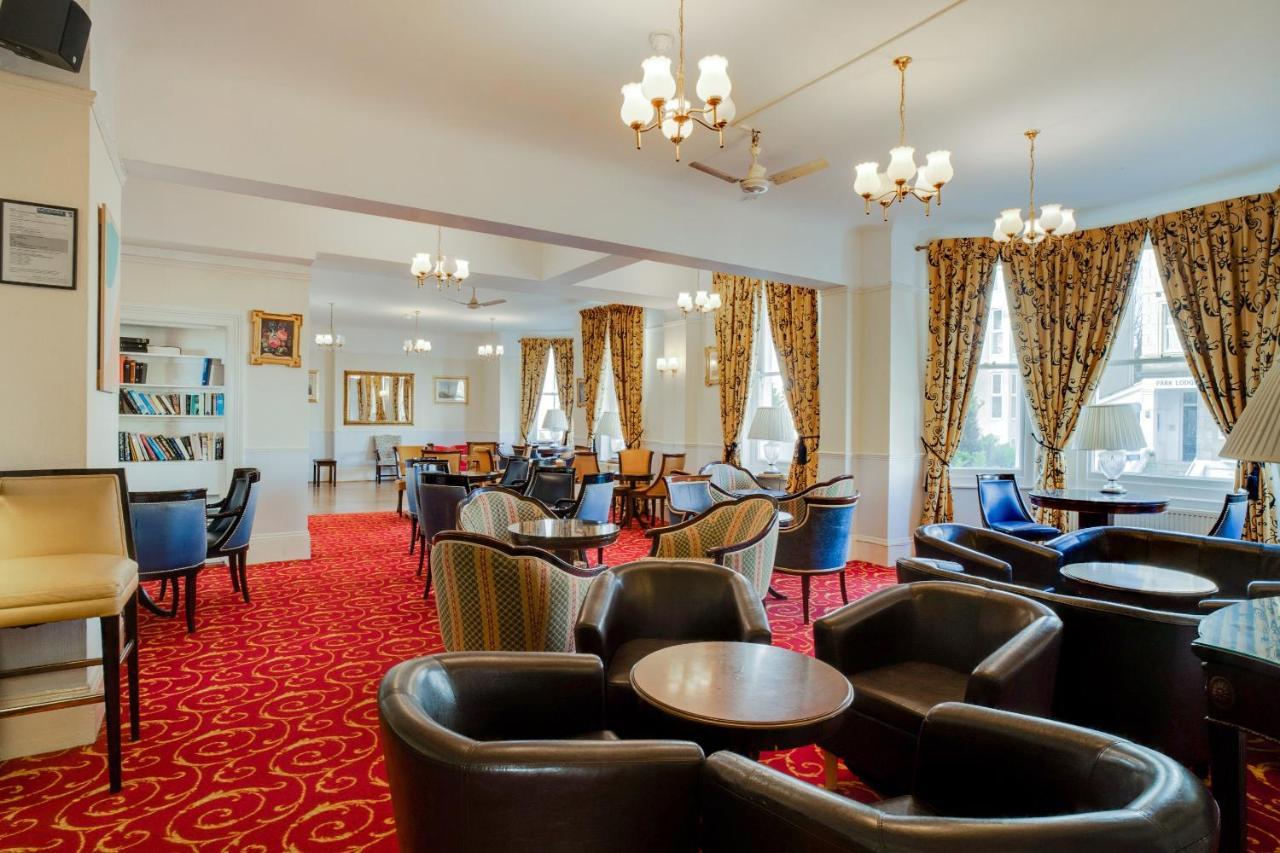 Oyo The Palm Court Hotel Истбурн Экстерьер фото