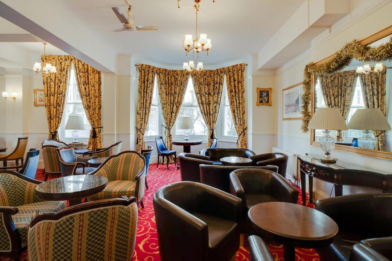 Oyo The Palm Court Hotel Истбурн Экстерьер фото